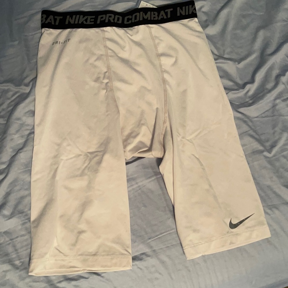 Nike Men’s Large Pro Combat Compression Shorts